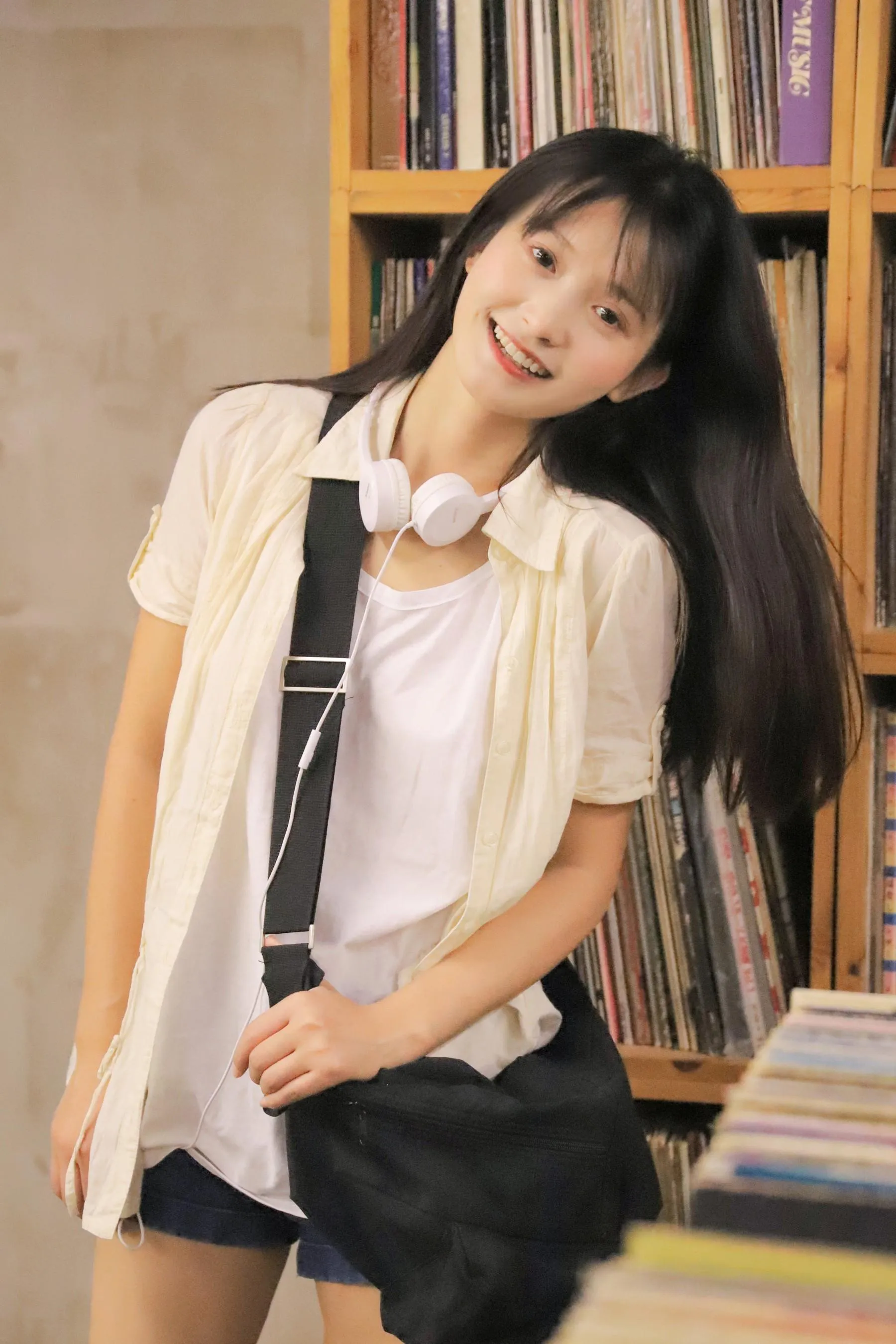 [YITUYU艺图语]2022.07.28 半岛铁盒 刘小瑜 [22P]插图1